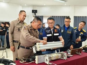 สำนักงาน กสทช. สนธิกำลัง ตำรวจ บุกจับเสาส่งสัญญาณอินเทอร์เน็ตเถื่อน ชายแดนจังหวัดหนองคาย