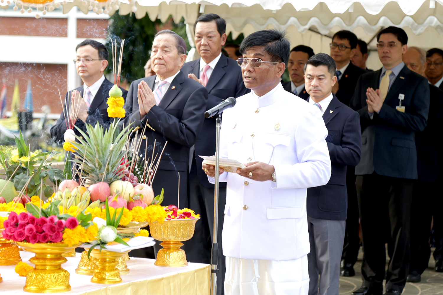 05.jpg